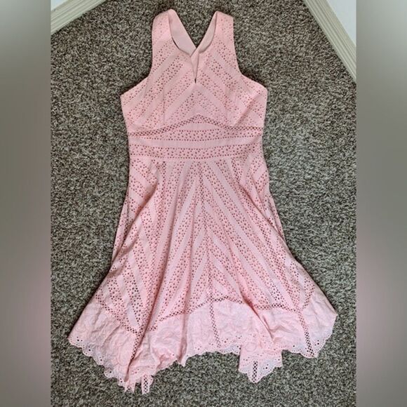 ANTONIO MELANI Dresses & Skirts - Antonio Melani: beautiful lace dress